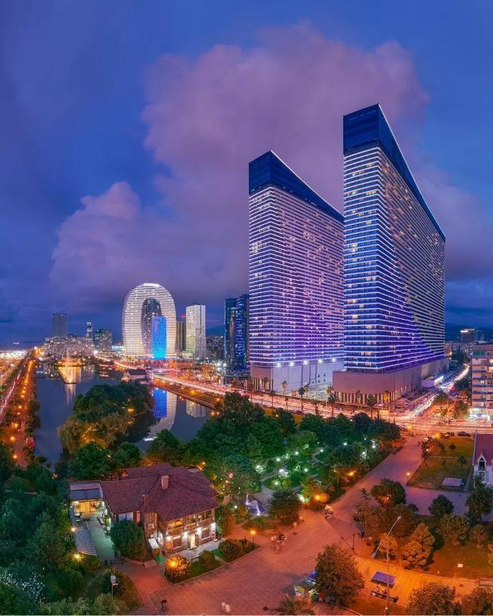Orbi City 바투미 외부 사진